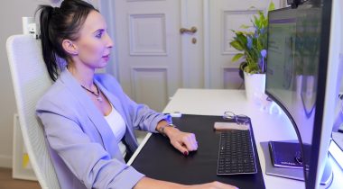 Profesjonalna strona internetowa dla firmy w 2025 roku – co to naprawdę znaczy?